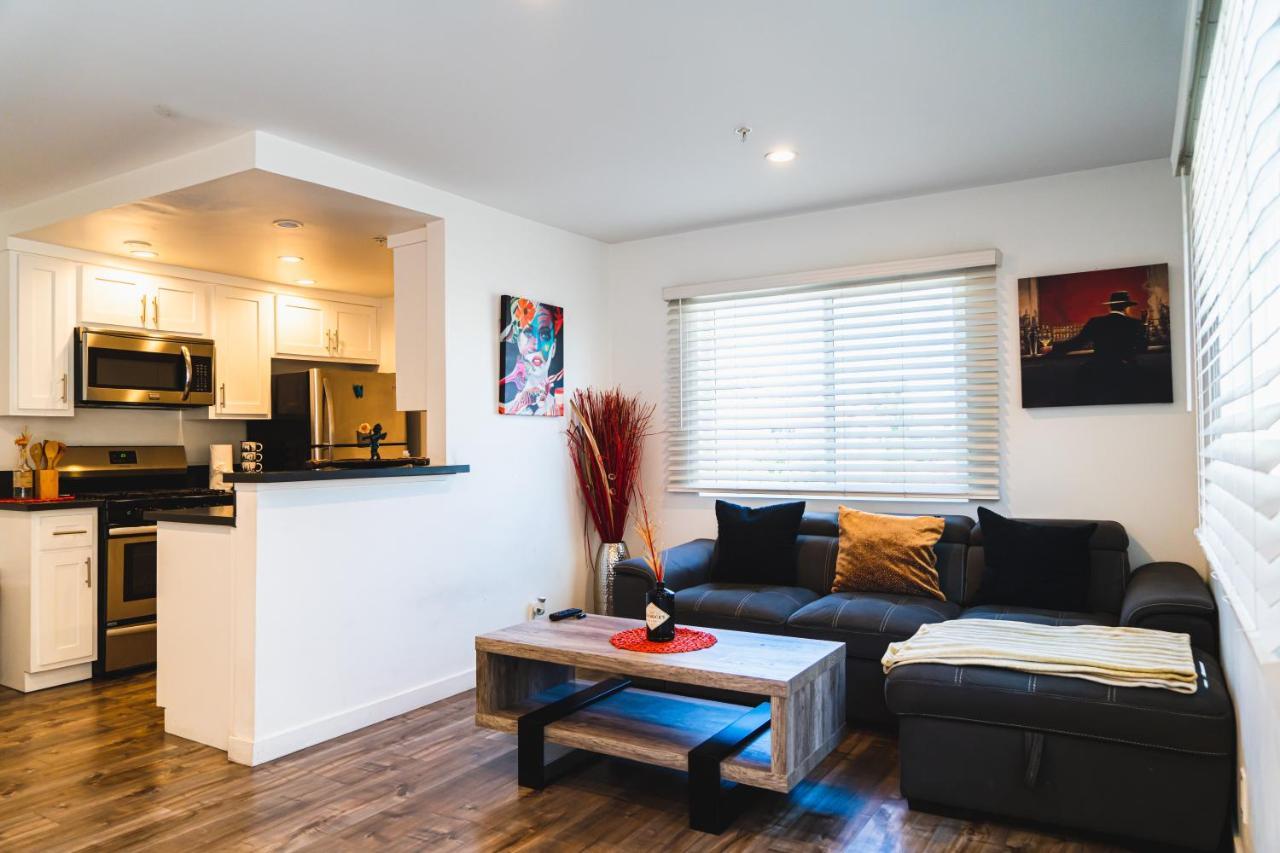Modern Remodeled 1-Bedroom Close To Hollywood Walk Of Fame With Parking Los Angeles Dış mekan fotoğraf
