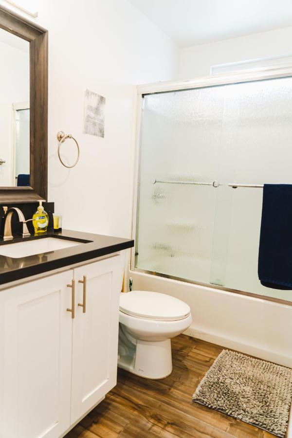 Modern Remodeled 1-Bedroom Close To Hollywood Walk Of Fame With Parking Los Angeles Dış mekan fotoğraf