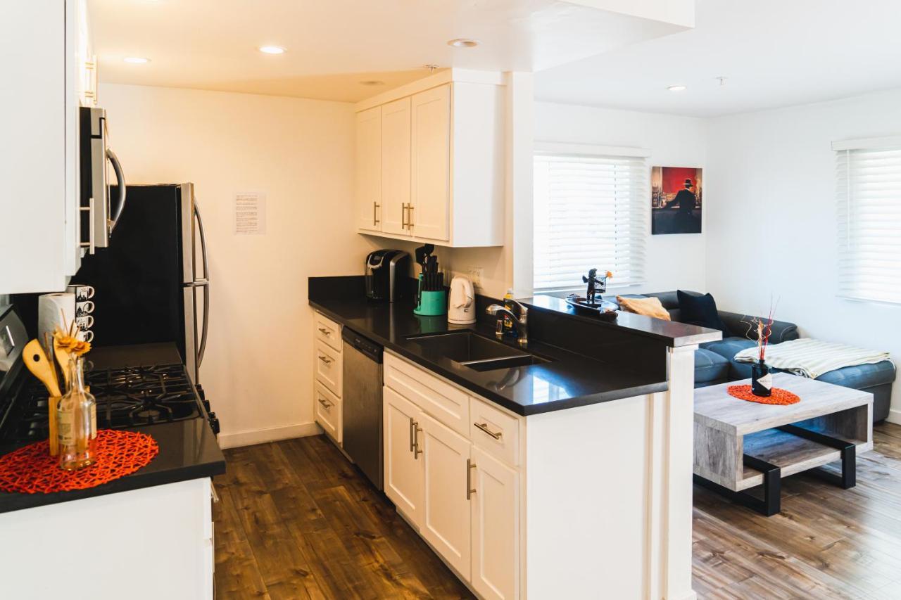 Modern Remodeled 1-Bedroom Close To Hollywood Walk Of Fame With Parking Los Angeles Dış mekan fotoğraf