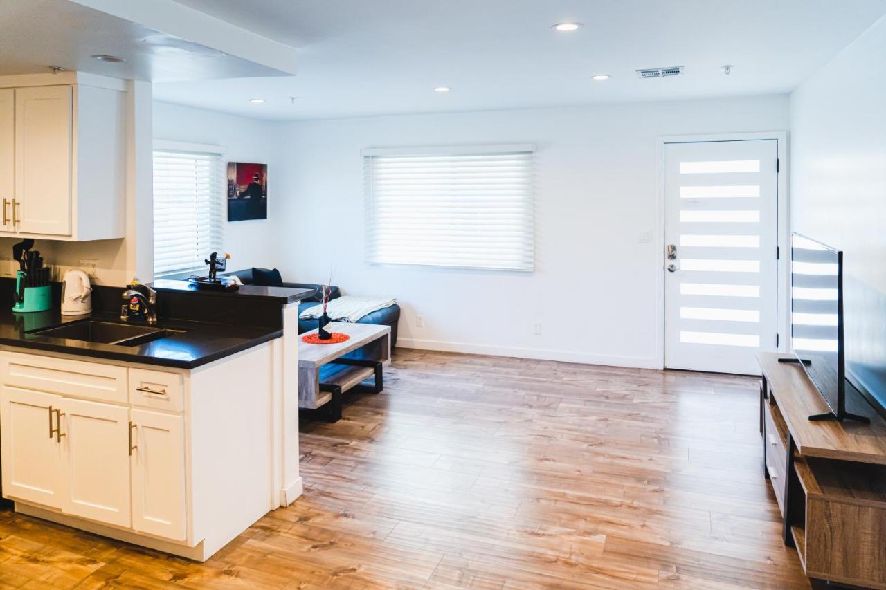 Modern Remodeled 1-Bedroom Close To Hollywood Walk Of Fame With Parking Los Angeles Dış mekan fotoğraf