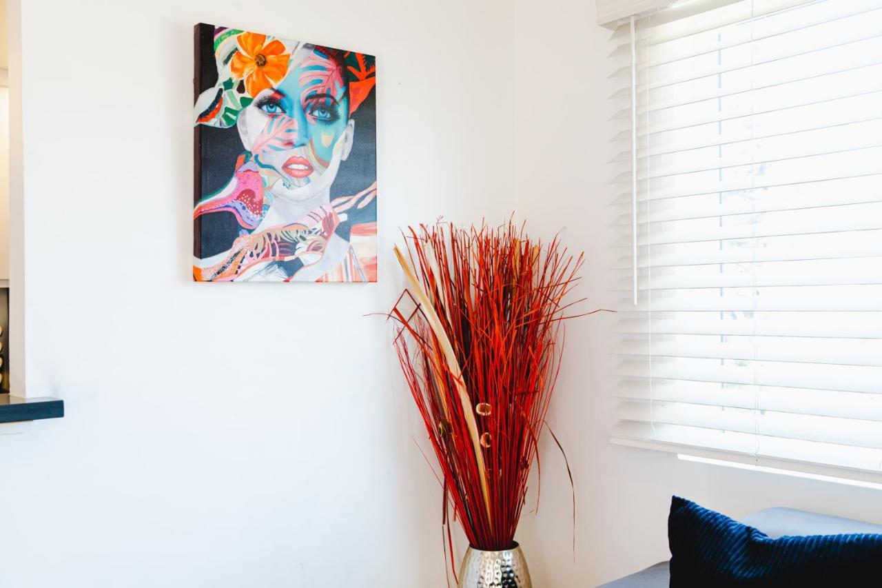 Modern Remodeled 1-Bedroom Close To Hollywood Walk Of Fame With Parking Los Angeles Dış mekan fotoğraf