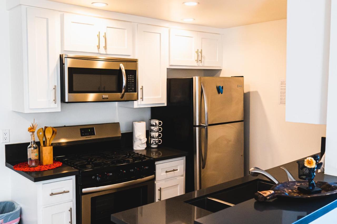 Modern Remodeled 1-Bedroom Close To Hollywood Walk Of Fame With Parking Los Angeles Dış mekan fotoğraf
